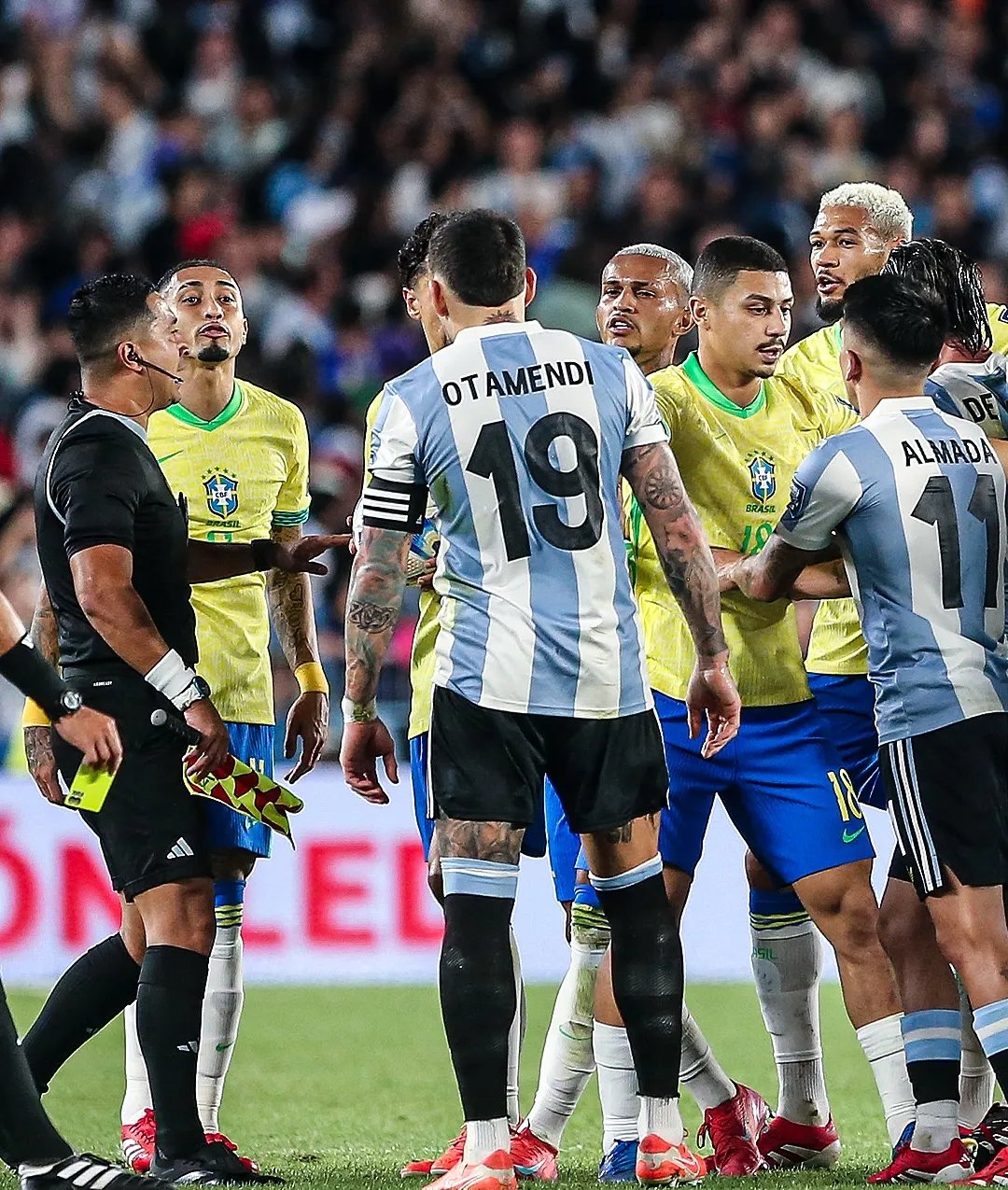 雷速直播-美国险胜墨西哥，若日尼奥带队取胜