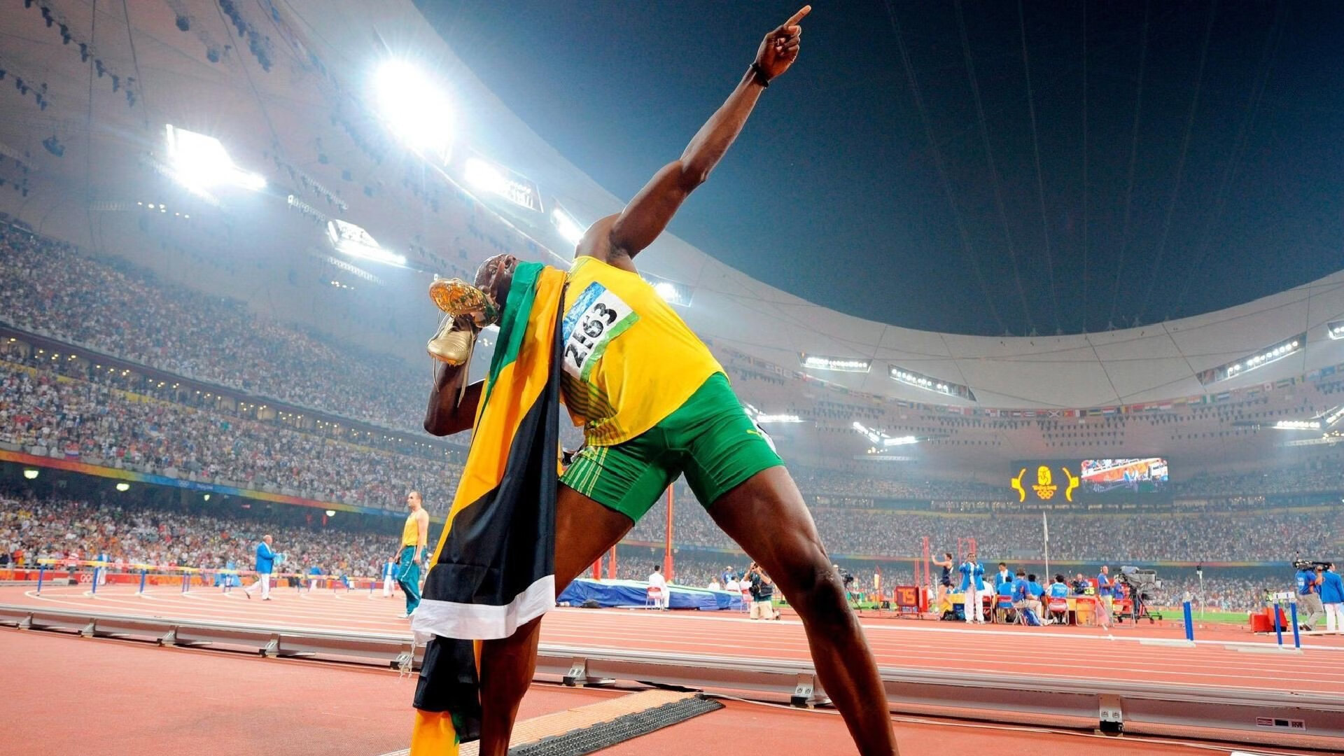 拉亚攻防转换核心，加纳决胜局带走日本—现代足球战术变革的缩影