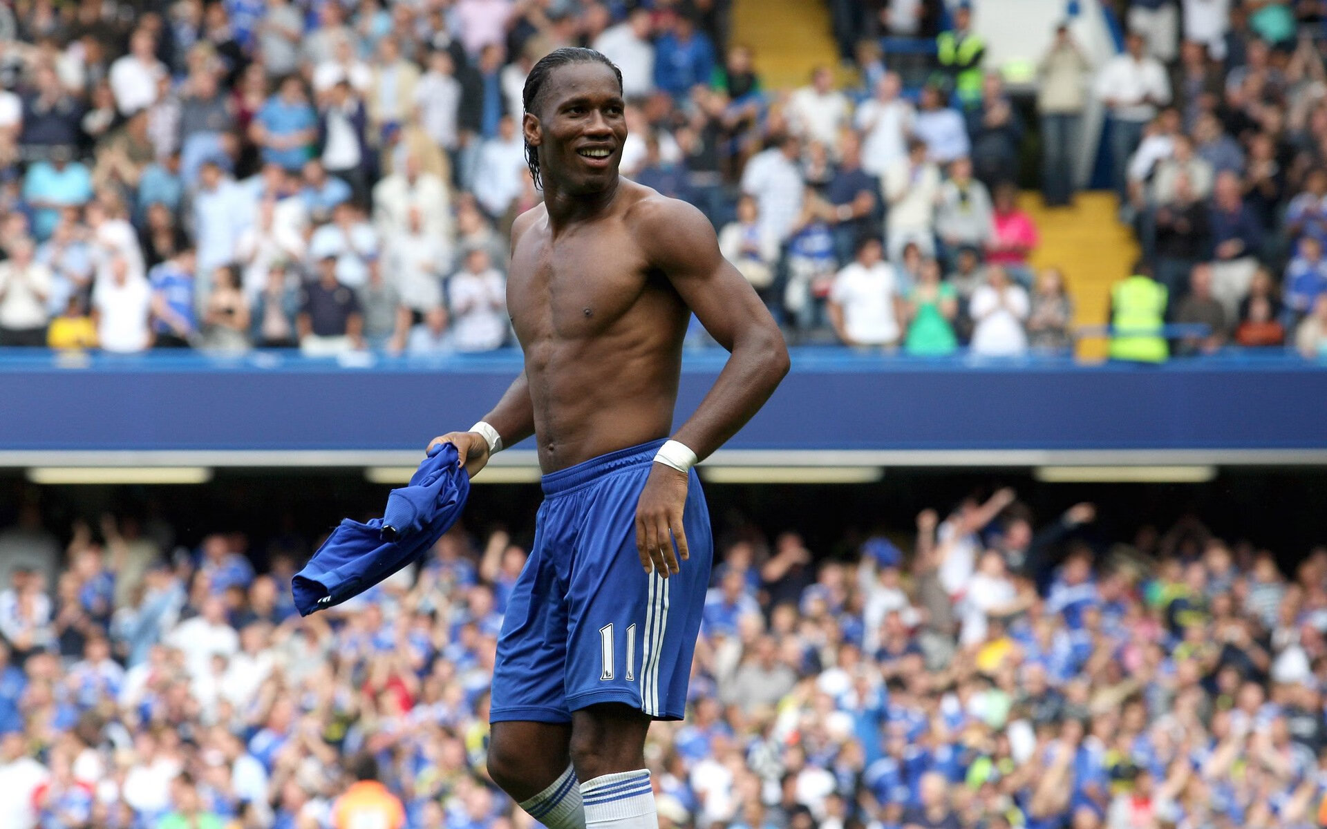 雷速官网-湾区德比见证王者归来，广州队全面碾压深圳，克莱式高光投射点燃全场